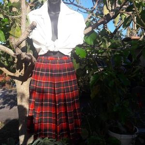 Vintage pleated plaid shirt